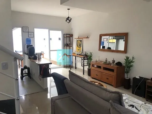 Sobrado com 145m² 3 quartos e 3 banheiros, à venda, no bairro Urbanova em São José dos Campos