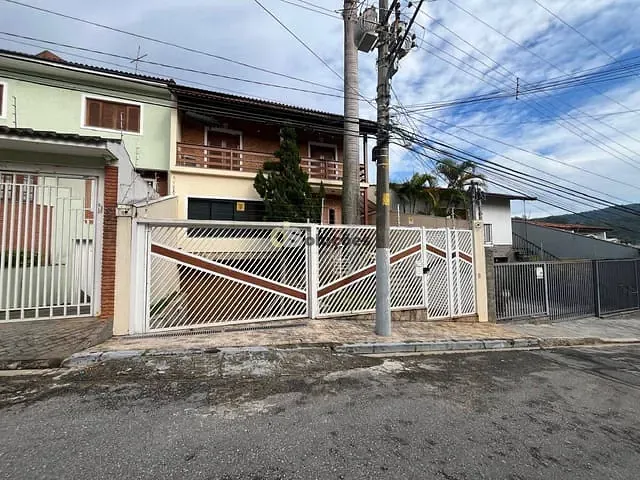 Sobrado 4 quartos e 6 banheiros, à venda, no bairro Jardim Virginia Bianca em São Paulo