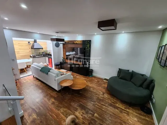 Sobrado 3 quartos e 2 banheiros, à venda, no bairro Vila Suissa em Mogi das Cruzes
