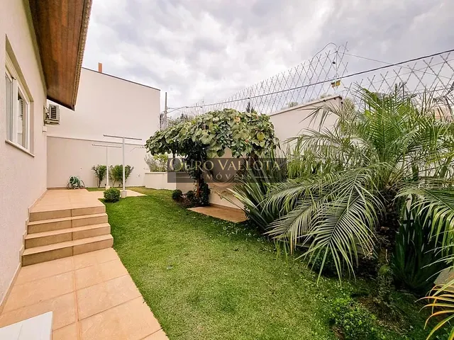 Sobrado com 478m² 4 quartos e 3 banheiros, à venda, no bairro Malota em Jundiaí