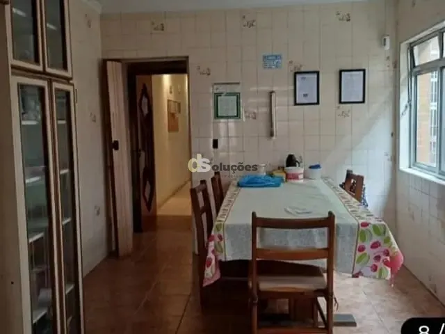 Sobrado 4 quartos e 2 banheiros, à venda, no bairro Saúde em São Paulo