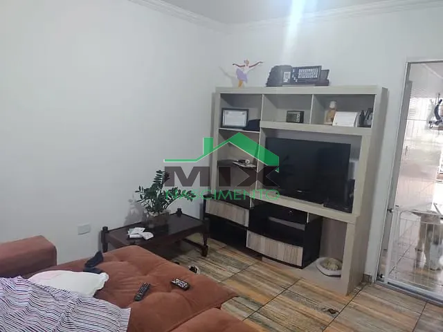 Sobrado com 150m² 6 quartos e 2 banheiros, à venda, no bairro Utinga em Santo André