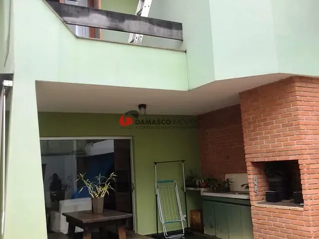Sobrado com 304m² 3 quartos e 1 banheiro, à venda, no bairro Jardim São Caetano em São Caetano do Sul