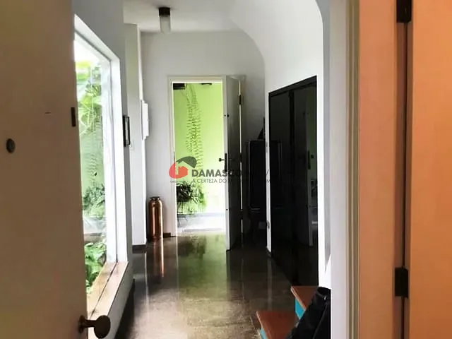 Sobrado com 304m² 3 quartos e 1 banheiro, à venda, no bairro Jardim São Caetano em São Caetano do Sul