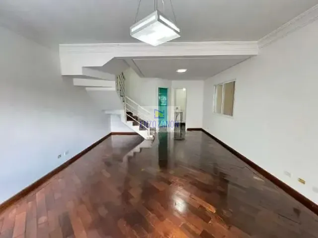 Sobrado com 125m² 4 quartos e 4 banheiros, para alugar, no bairro Jardim Maria Cecília em São Bernardo do Campo