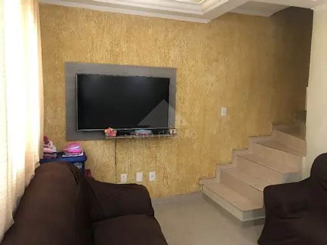 Sobrado com 81m² 2 quartos e 2 banheiros, à venda, no bairro Jardim Mauá em Mauá
