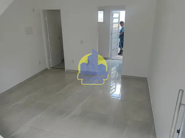 Sobrado com 70m² 2 quartos e 1 banheiro, à venda, no bairro Água Espraiada (Caucaia do Alto) em Cotia