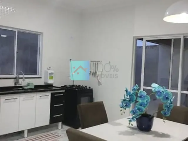 Sobrado com 175m² 2 quartos e 2 banheiros, à venda, no bairro postal dos pássaros em São José dos Campos