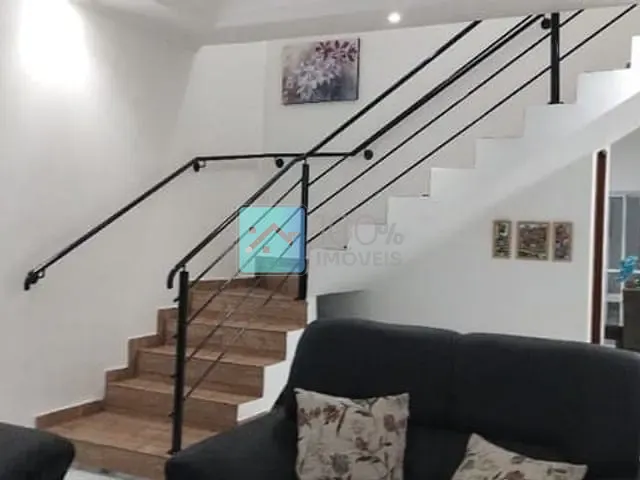 Sobrado com 175m² 2 quartos e 2 banheiros, à venda, no bairro postal dos pássaros em São José dos Campos