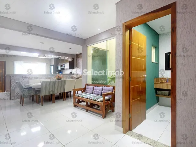 Sobrado com 392m² 3 quartos e 4 banheiros, à venda, no bairro Jardim Guapituba em Mauá