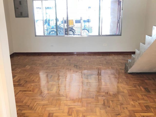 Sobrado com 150m² 3 quartos e 2 banheiros, à venda, no bairro Vila das Mercês em São Paulo
