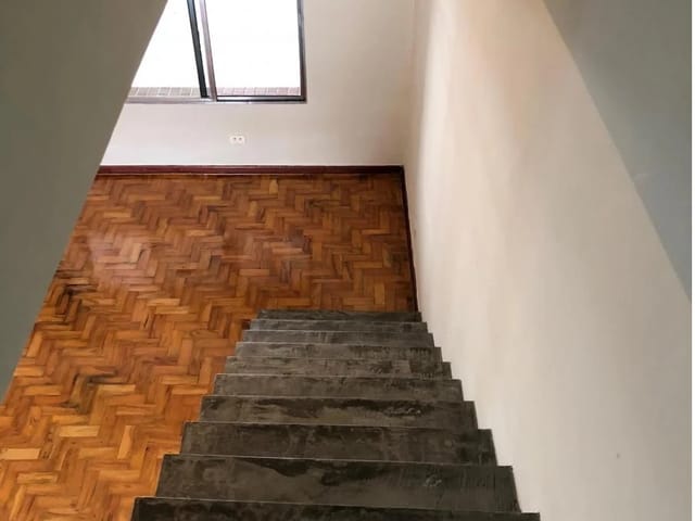 Sobrado com 150m² 3 quartos e 2 banheiros, à venda, no bairro Vila das Mercês em São Paulo
