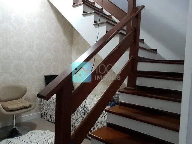 Sobrado com 300m² 3 quartos e 2 banheiros, à venda, no bairro Jardim Valparaiba em São José dos Campos