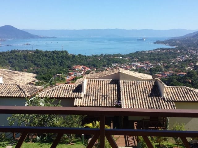 Foto do Sobrado - Sobrado com 4 dormitórios à venda, 245 m² por R$ 1.210.000,00 - Tesouro da Colina - Ilhabela/SP | INDEPENDENCE NEGOCIOS IMOBILIARIOS LTDA