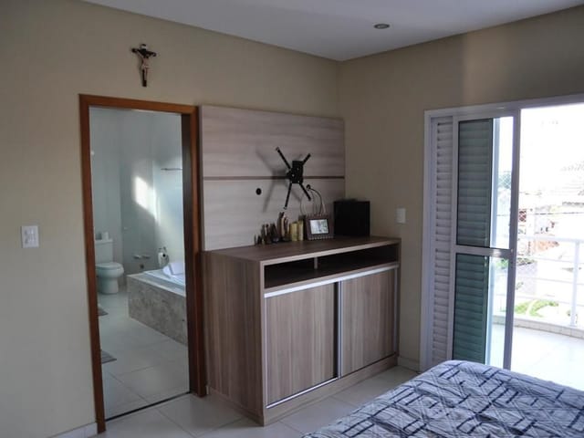 Foto do Sobrado - Sobrado com 3 dormitórios à venda, 312 m² por R$ 1.450.000,00 - Villa Branca - Jacareí/SP | RUSSI IMÓVEIS