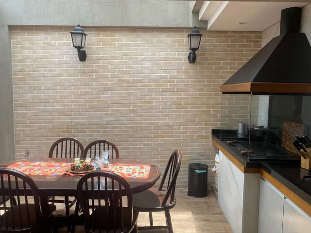 Sobrado com 630m² 3 quartos e 5 banheiros, à venda, no bairro Vila Monumento em São Paulo