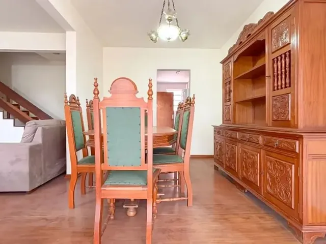 Casa com 106m² 3 quartos e 5 banheiros, à venda, no bairro Ahú em Curitiba