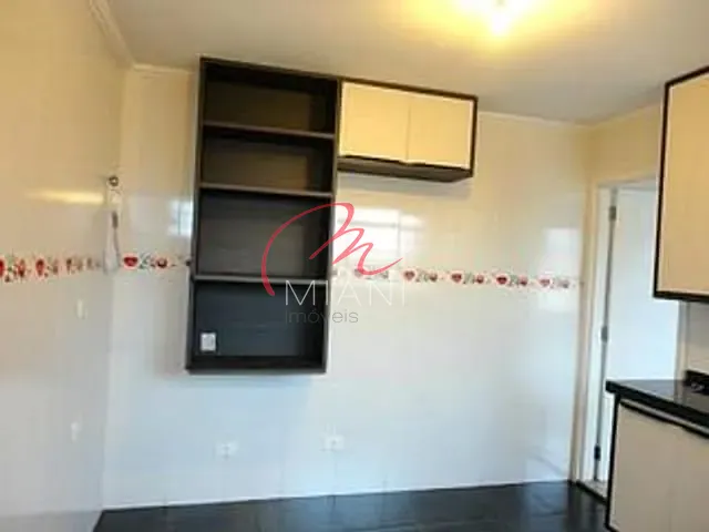 Sobrado com 180m² 3 quartos e 3 banheiros, para alugar, no bairro Vila Gomes em São Paulo