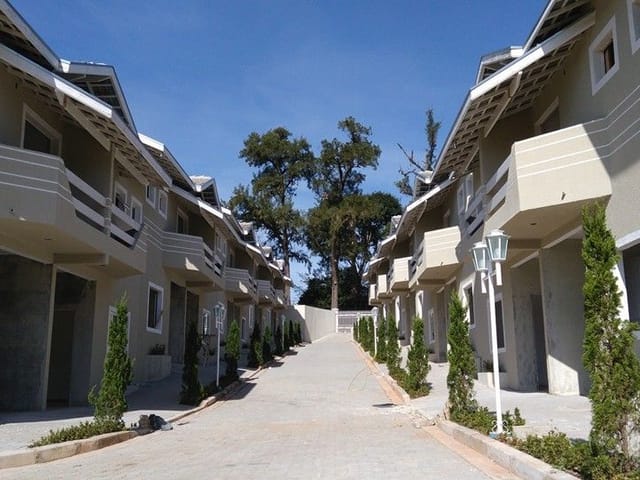 Foto do Sobrado - Sobrado com 3 dormitórios à venda, 83 m² por R$ 405.000,00 - Chácaras São José - São José dos Campos/SP | INDEPENDENCE NEGOCIOS IMOBILIARIOS LTDA