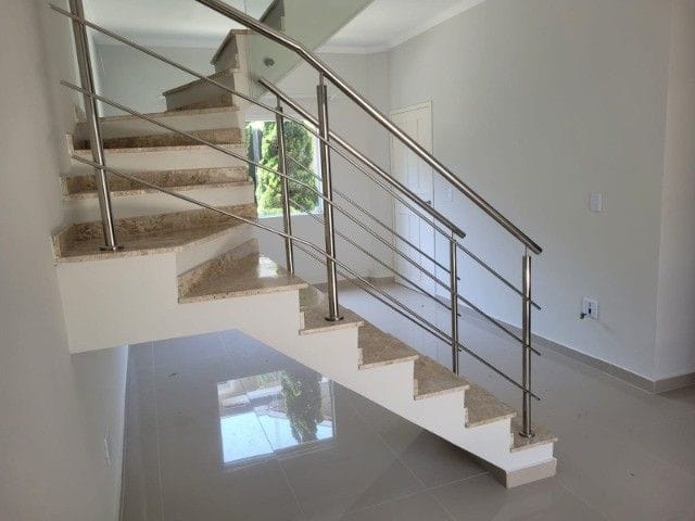 Foto do Sobrado - Sobrado com 3 dormitórios para alugar, 83 m² por R$ 2.670,00/mês - Chácaras São José - São José dos Campos/SP | INDEPENDENCE NEGOCIOS IMOBILIARIOS LTDA