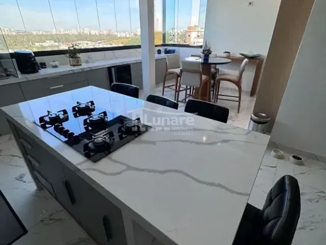 Sobrado com 256m² 3 quartos e 5 banheiros, à venda, no bairro Fazenda Rodeio em Mogi das Cruzes