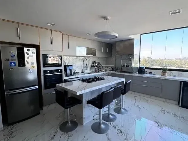Sobrado com 256m² 3 quartos e 5 banheiros, à venda, no bairro Fazenda Rodeio em Mogi das Cruzes