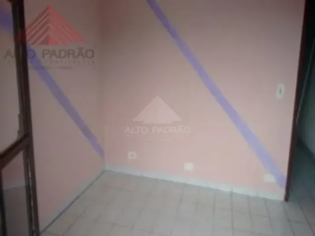 Sobrado com 100m², à venda, no bairro Jardim Primavera em Mauá