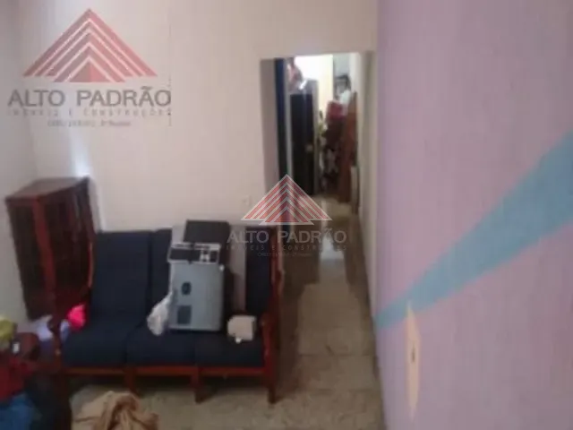 Sobrado com 100m², à venda, no bairro Jardim Primavera em Mauá