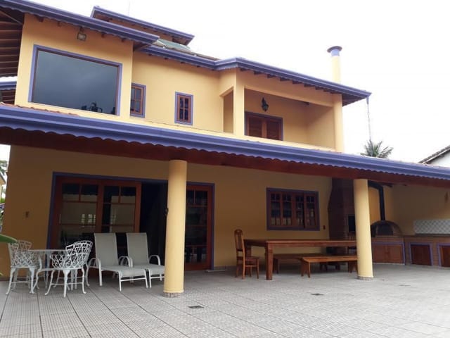 Foto do Sobrado - Sobrado com 4 dormitórios à venda, 450 m² por R$ 2.000.000,00 - Arrastão - São Sebastião/SP | RUSSI IMÓVEIS