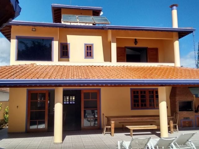 Foto do Sobrado - Sobrado com 4 dormitórios à venda, 450 m² por R$ 2.000.000,00 - Arrastão - São Sebastião/SP | RUSSI IMÓVEIS