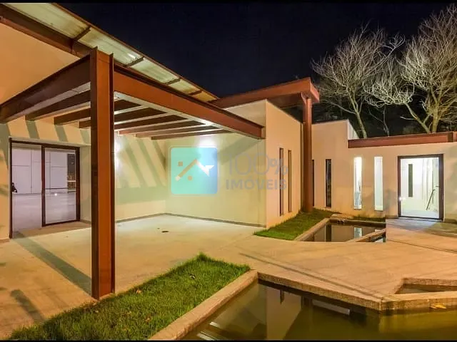 Sobrado com 2426m² 5 quartos e 7 banheiros, à venda, no bairro Urbanova em São José dos Campos