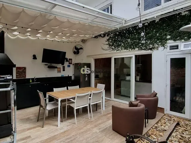 Sobrado 3 quartos e 3 banheiros, à venda, no bairro Perdizes em São Paulo