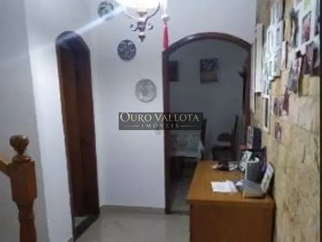 Sobrado com 353m² 4 quartos e 4 banheiros, para alugar, no bairro Vila Bertioga em São Paulo
