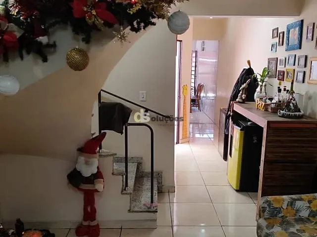 Sobrado 3 quartos e 2 banheiros, à venda, no bairro Cidade Patriarca em São Paulo
