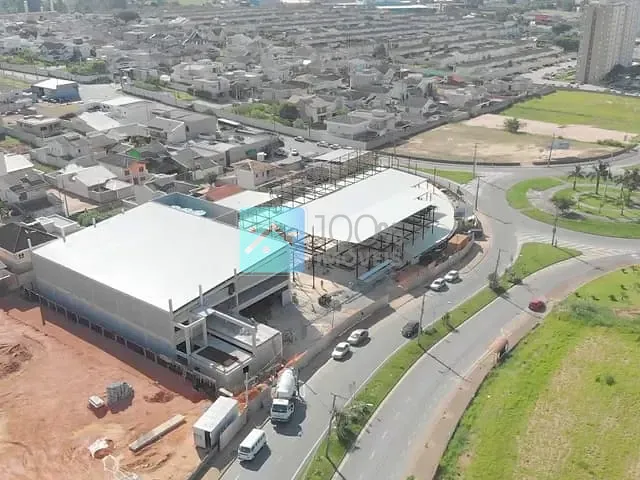 Sobrado com 250m² 3 quartos e 4 banheiros, à venda, no bairro Loteamento Villa Branca em Jacareí