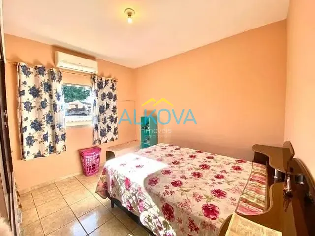 Sobrado com 140m² 3 quartos e 3 banheiros, à venda, no bairro Jardim das Indústrias em São José dos Campos