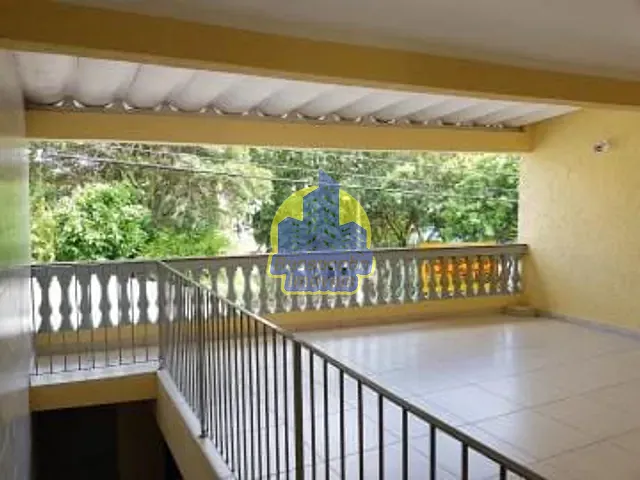 Sobrado com 127m² 3 quartos e 2 banheiros, à venda, no bairro Jardim D'Abril em Osasco