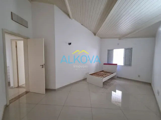 Sobrado com 252m² 5 quartos e 4 banheiros, à venda, no bairro Urbanova em São José dos Campos