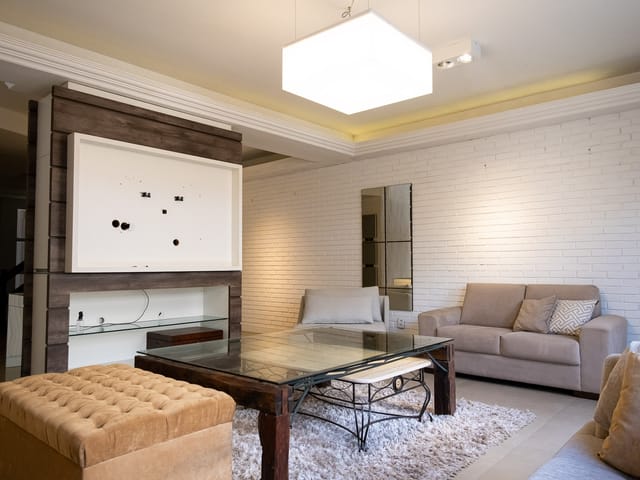 Casa com 292m² 3 quartos e 2 banheiros, à venda, no bairro Três Vendas em Pelotas