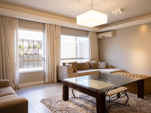 Casa com 292m² 3 quartos e 2 banheiros, à venda, no bairro Três Vendas em Pelotas