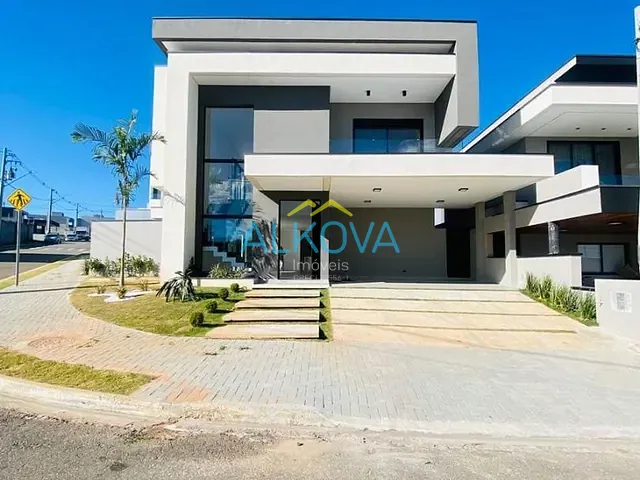Sobrado com 327m² 3 quartos e 4 banheiros, à venda, no bairro Lotamento Floresta em São José dos Campos