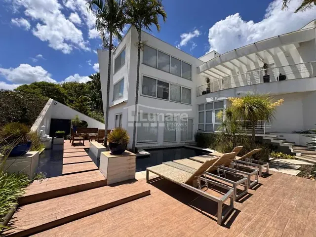 Sobrado com 630m² 5 quartos e 6 banheiros, à venda, no bairro Vila Oliveira em Mogi das Cruzes