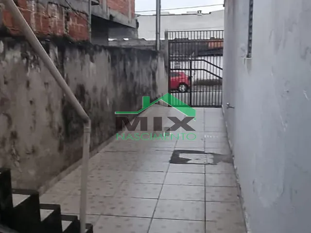 Sobrado com 250m² 4 quartos e 2 banheiros, à venda, no bairro Vila Sta Luzia -Taboão em São Bernardo do Campo