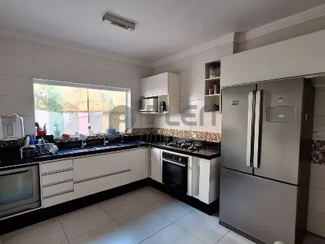 Sobrado 3 quartos e 4 banheiros, à venda, no bairro Jardim São Paulo(Zona Norte) em São Paulo