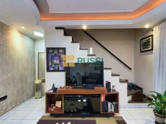 Sobrado com 75m² 3 quartos e 2 banheiros, à venda, no bairro Jardim Vale do Sol em São José dos Campos