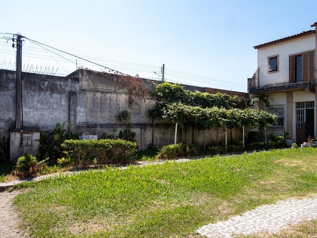 Casa com 572m² 5 quartos e 5 banheiros, à venda ou para alugar, no bairro Centro em Pelotas