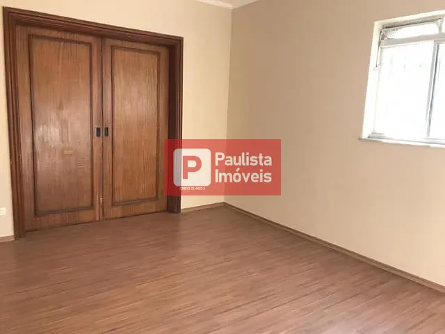 Sobrado com 300m², à venda, no bairro Campo Belo em São Paulo