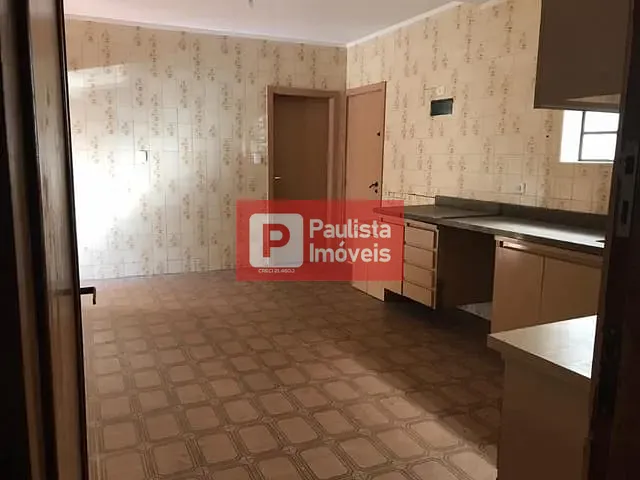 Sobrado com 300m², à venda, no bairro Campo Belo em São Paulo