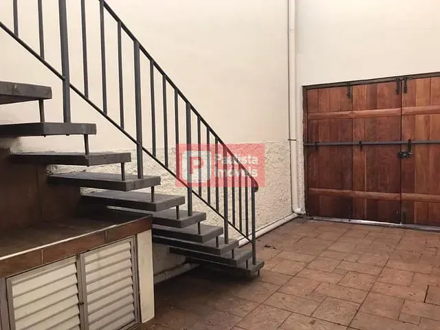 Sobrado com 300m², à venda, no bairro Campo Belo em São Paulo