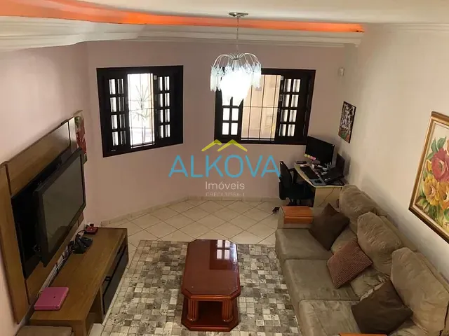 Sobrado com 175m² 4 quartos e 3 banheiros, à venda, no bairro Villa Branca em Jacareí